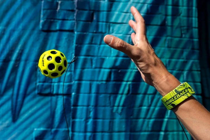 М'яч Waboba Moon Ball AZ-330-Y 6 см Bounceback x Returning Moon Yellow (840001933019) - зображення 2