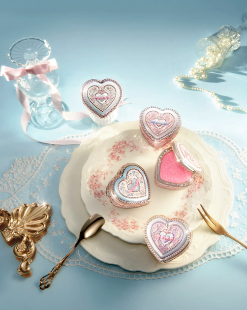 Румяна Flower Knows (Флавер Ноуз) Bunny Garden Embossed Blush - 5 g. - S02 Berry Bunny - изображение 7