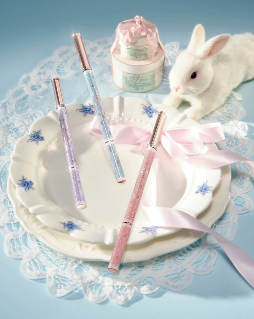 Гелевый карандаш-лайнер Flower Knows (Флавер Ноуз) Bunny Garden Gel Eyeliner стойкий смадж-пруф для стрелок, 0.05 г — оттенок 01 Natural Black - изображение 2