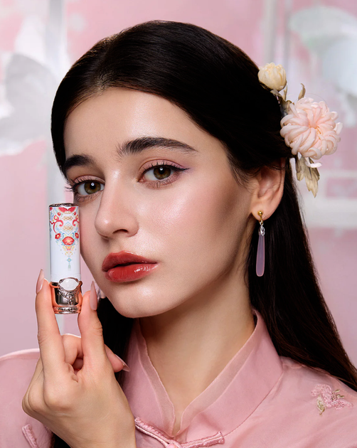 Глянцева помада для губ Flower Knows (Флавер Ноуз) Butterfly Cloud Collar Glossy Lipstick - C08 Sunset Clouds - 3.5 г - зображення 6