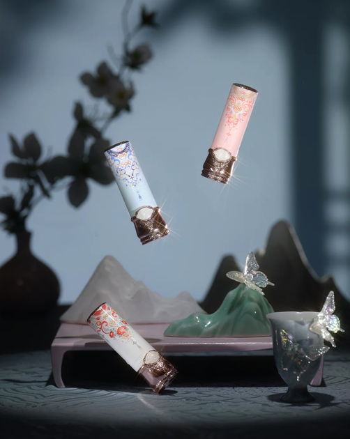 Глянцева помада для губ Flower Knows (Флавер Ноуз) Butterfly Cloud Collar Glossy Lipstick - C08 Sunset Clouds - 3.5 г - зображення 8