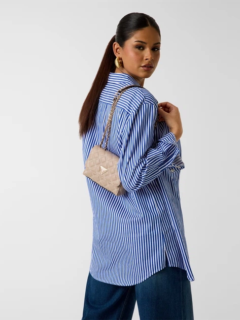 Сумка крос-боді через плече жіноча зі штучної шкіри маленька Guess HWBQ9673740-PLC Бежева (800070352294) - зображення 2