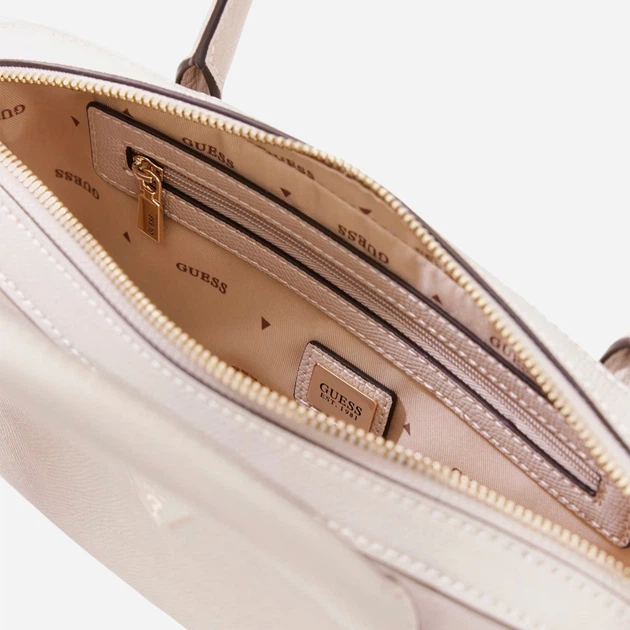 Сумка багет сідло жіноча зі штучної шкіри маленька Guess HWBG9899050-LTA Бежева (800070352286) - зображення 5