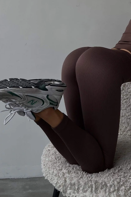 Легінси в рубчик з пуш-апом INSECRET Leggings RIBBED Push-Up CHICORY COFFEE L/XL Темно-коричневі - Фото 3 Легінси в рубчик з пуш-апом INSECRET Leggings RIBBED Push-Up CHICORY COFFEE L/XL Темно-коричневі - зображення 3