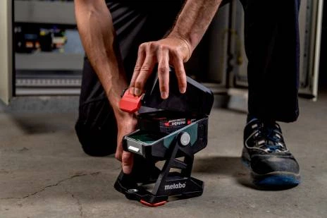 Аккумуляторный прожектор Metabo BSA 12-18 LED 2000 (12-18 В, без АКБ, 2000 lm) (601504850) - изображение 5