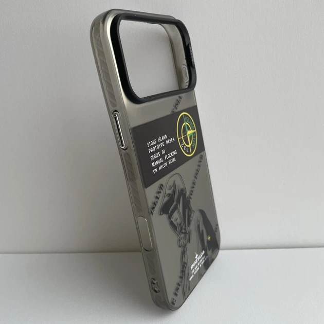 Чехол c принтом "Stone Island" для Apple iPhone 17 Pro - Фото 3 Чехол c принтом "Stone Island" для Apple iPhone 17 Pro - изображение 3