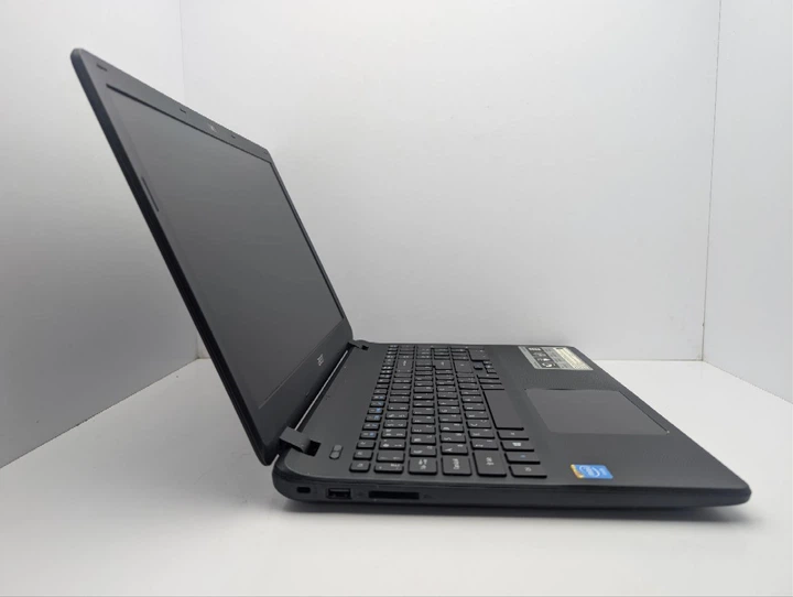 Ноутбук Acer Aspire ES1-512 /Intel Celeron N2940 4 ядра/8GB-DDR3/HDD-320Gb/Intel HD Graphics /15.6" HD Б/В - изображение 2