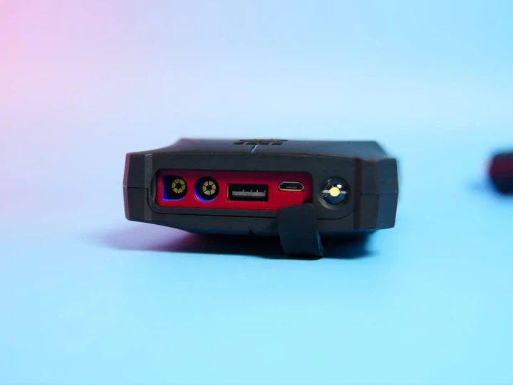 Автомобильное пусковое устройство FLYLINKTECH 1500A 12V - Фото 3 Автомобильное пусковое устройство FLYLINKTECH 1500A 12V - изображение 3