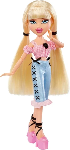 Лялька Bratz Goin' Out! Cloe Братц Хлоя Fashion Doll with Accessories мода та стиль 524199 - Фото 3 Лялька Bratz Goin' Out! Cloe Братц Хлоя Fashion Doll with Accessories мода та стиль 524199 - зображення 3