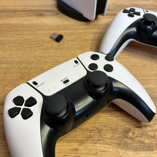 Игровая консоль M5 + 64GB карта с беспроводными геймпадами - Фото 3 Игровая консоль M5 + 64GB карта с беспроводными геймпадами - изображение 3