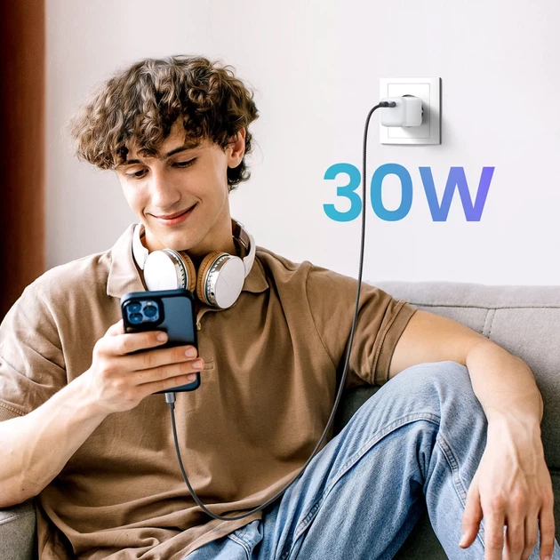 Мережевий зарядний пристрій Ugreen Nexode Mini CD319 PD 30W USB-C White (15326) - Фото 5 Мережевий зарядний пристрій Ugreen Nexode Mini CD319 PD 30W USB-C White (15326) - зображення 5