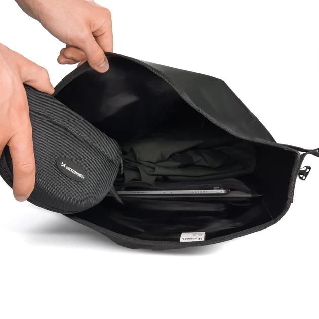 Кошик для велосипеда на багажник Wozinsky Waterproof Bicycle Pannier 25L Black (WBB24BK) - Фото 14 Кошик для велосипеда на багажник Wozinsky Waterproof Bicycle Pannier 25L Black (WBB24BK) - зображення 14