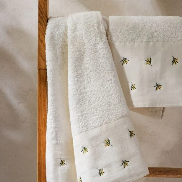 Ręcznik Homla York z ozdobnym haftem 70 x 130 cm (5906496770197) - obraz 5
