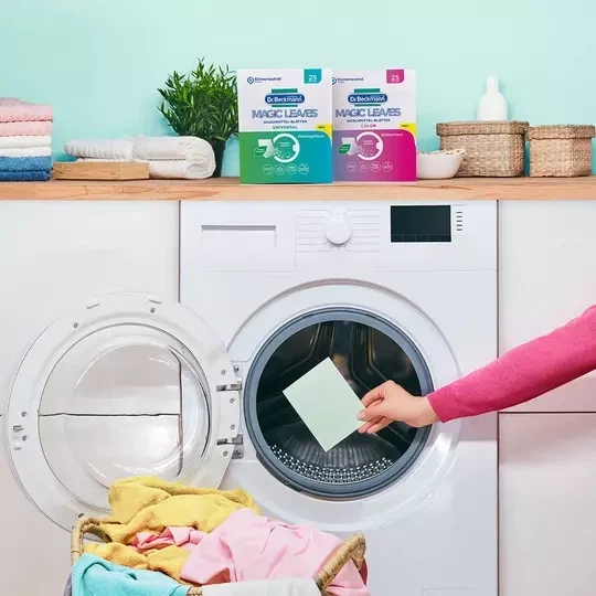 Еко-порошок у серветках для прання Dr. Beckmann MAGIC LEAVES Waschmittel-Blatter Universal Laundry detergent sheets, 25 шт - изображение 6