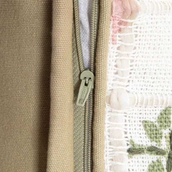 Наволочка Homla Indira з квітковим вишитим орнаментом 45x45 см (5906496770364) - зображення 3