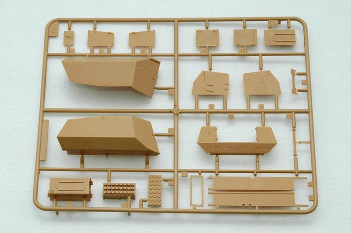 Сборная модель 1/35 Немецкая САУ Мардер Ⅰ Panzereger 39(H) mit 7.5cm Pak40/1 Трумпетер 00354 - изображение 8