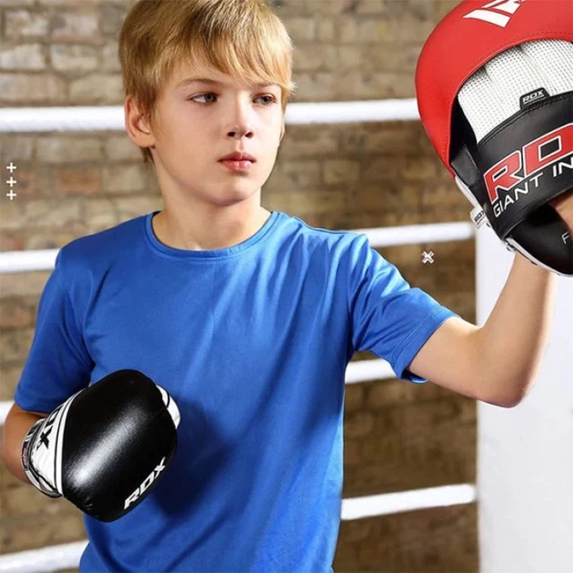 Дитячі Боксерські Рукавички RDX 4B Robo Kids Boxing Gloves Чорно-Білий 6oz (JBG-4B-6oz) - Фото 3 Дитячі Боксерські Рукавички RDX 4B Robo Kids Boxing Gloves Чорно-Білий 6oz (JBG-4B-6oz) - изображение 3