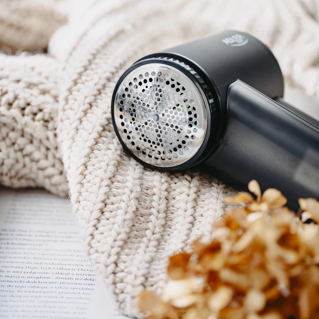 Машинка для стрижки ковтунців Adler AD 9617 Чорна - зображення 8