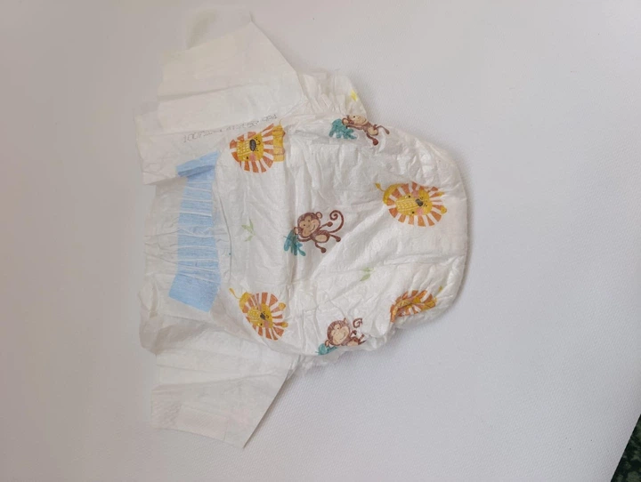 Підгузники Babylove 4+ Premium , (9-15кг), 38шт в пачці - Фото 5 Підгузники Babylove 4+ Premium , (9-15кг), 38шт в пачці - изображение 5