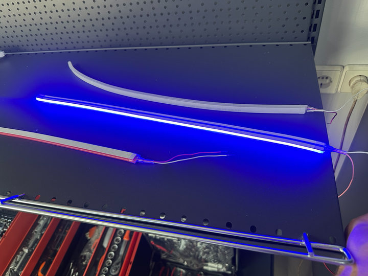 Лента - Силикон LED Neon - 14v 50см синий гибкая (боковое свечение/шир.12мм/выс. 6мм) - Фото 2 Лента - Силикон LED Neon - 14v 50см синий гибкая (боковое свечение/шир.12мм/выс. 6мм) - изображение 2