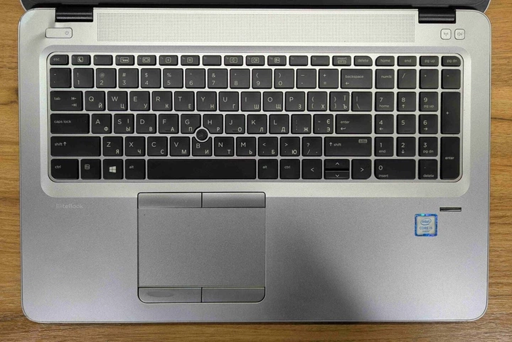 Ноутбук HP EliteBook 850 G3 / 15.6" (1366x768) TN / Intel Core i5-6200U (2 (4) ядра по 2.3 - 2.8 GHz) / 8 GB DDR4 / 240 GB SSD / Intel HD Graphics 520 / WebCam / TouchID / Windows 10 б/у + Подарок Новая беспроводная мышь USB - изображение 3