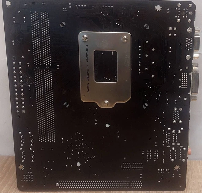 Комплект: Материнська плата Gigabyte GA-H81M-S2V / Intel Core i5-4440 (4 ядра по 3,1 - 3,3 ГГц) / 8 ГБ DDR3 / Intel HD Graphics 2500 / Роз'єм LGA1155 / Кулер б/в - Фото 6 Комплект: Материнська плата Gigabyte GA-H81M-S2V / Intel Core i5-4440 (4 ядра по 3,1 - 3,3 ГГц) / 8 ГБ DDR3 / Intel HD Graphics 2500 / Роз'єм LGA1155 / Кулер б/в - зображення 6