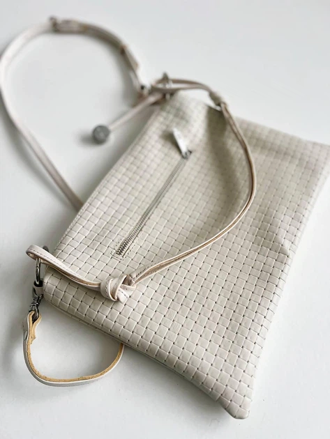 Сумка кросс-боди плетеная кожа ARTiS Bags 1821 4812-5112 Бежевая - Фото 5 Сумка кросс-боди плетеная кожа ARTiS Bags 1821 4812-5112 Бежевая - изображение 5