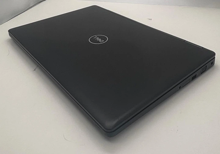 Ноутбук Dell Latitude 5590 / 4 ядра 8 потоків Intel Core i5-8250U 1.6-3.4GHz / 8Gb DDR4 + вільний слот 128Gb SSD 2.5 / Екран 15.6 (1366х768) - Б/У - изображение 6