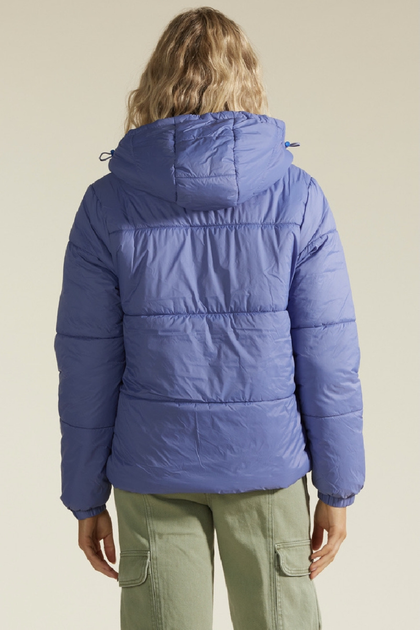 Жіноча стьобана фіолетова куртка Billabong Transport Fuffer 3 XS F3JK33 5094 (XS) - Фото 3 Жіноча стьобана фіолетова куртка Billabong Transport Fuffer 3 XS F3JK33 5094 (XS) - изображение 3