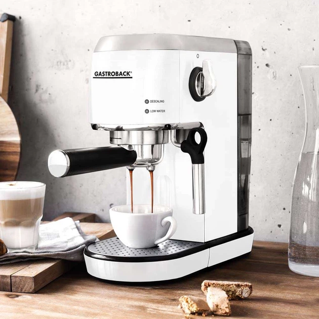 Кофеварка рожковая Gastroback Design Espresso Piccolo White 42717 - изображение 3