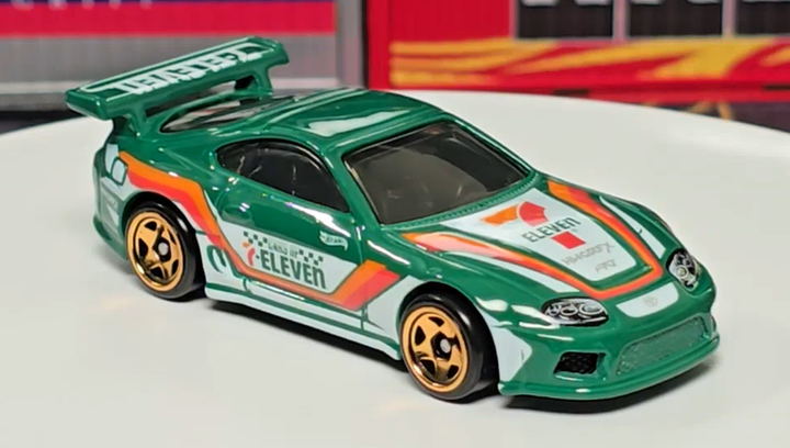Тематична Машинка Hot Wheels Toyota Supra 1:64 JGF54 Green - зображення 6