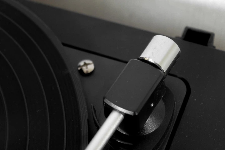 Вініловий програвач напівавтоматичний Audizio RP335 з Bluetooth, USB з картриджем Audio-Technica БВ - Уцінка - зображення 2