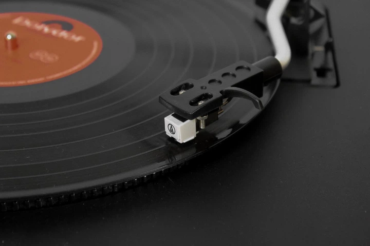 Вініловий програвач напівавтоматичний Audizio RP335 з Bluetooth, USB з картриджем Audio-Technica БВ - Уцінка - зображення 3
