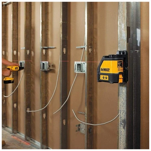 Лазерний нівелір DeWALT лінійний, 3 батареї тип АА, червоний промінь, 0.75 кг, кейс (DW088K) DeWALT DW088K 994290 - зображення 4