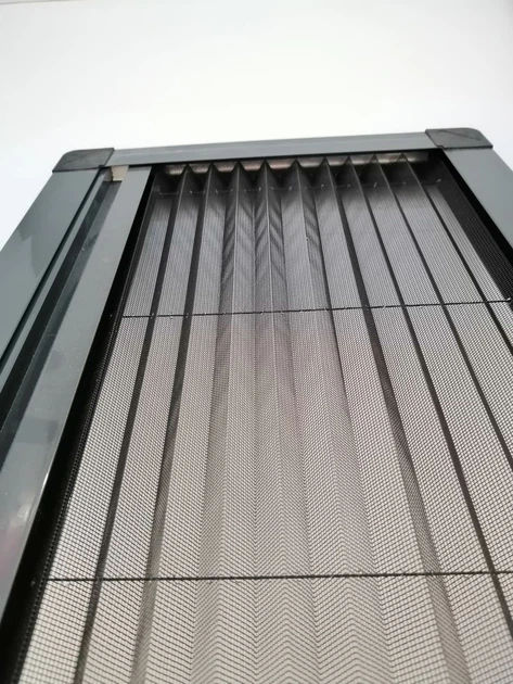 Вставная Москитная Сетка Плиссе Mesh on Brackets - Фото 3 Вставная Москитная Сетка Плиссе Mesh on Brackets - изображение 3