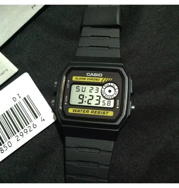 Чоловічий цифровий годинник Casio F-94WA-9D на полімерному ремінці, водозахист 30 м - изображение 3
