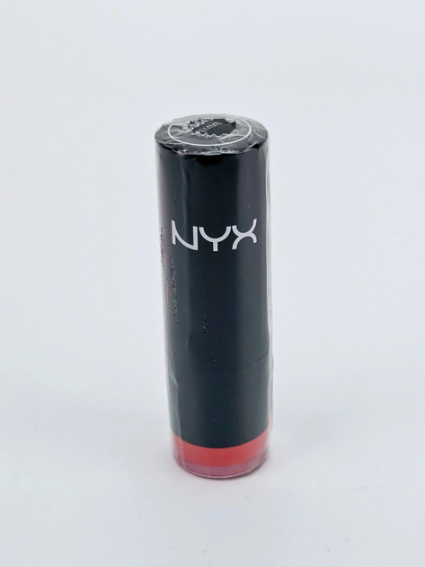 Зволожуюча помада для губ NYX Cosmetics Extra Creamy Round Lipstick LSS643 Femme - зображення 3