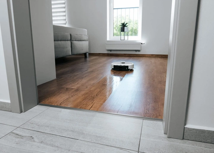 Robot sprzątający Concept VR4130 - obraz 13