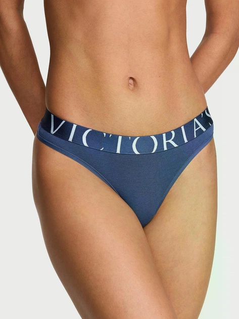 Котонові трусики-стрінги Victoria's Secret Exploded Logo Cotton Thong Panty M Сині 27245805 - Фото 1 Котонові трусики-стрінги Victoria's Secret Exploded Logo Cotton Thong Panty M Сині 27245805 - зображення 1