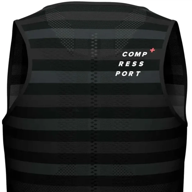 Майка чоловіча спортивна для бігу тренувань облягаюча Compressport Pro Racing Singlet M Black M (100075596) - Фото 3 Майка чоловіча спортивна для бігу тренувань облягаюча Compressport Pro Racing Singlet M Black M (100075596) - зображення 3