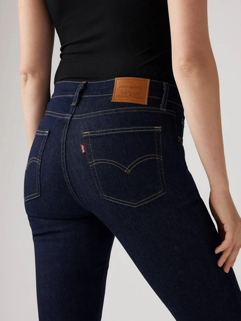 Джинси Slim Fit жіночі Levi`s 724 High Rise Straight 18883-0227 W31L30 Темно-сині (5401105548155) - зображення 7