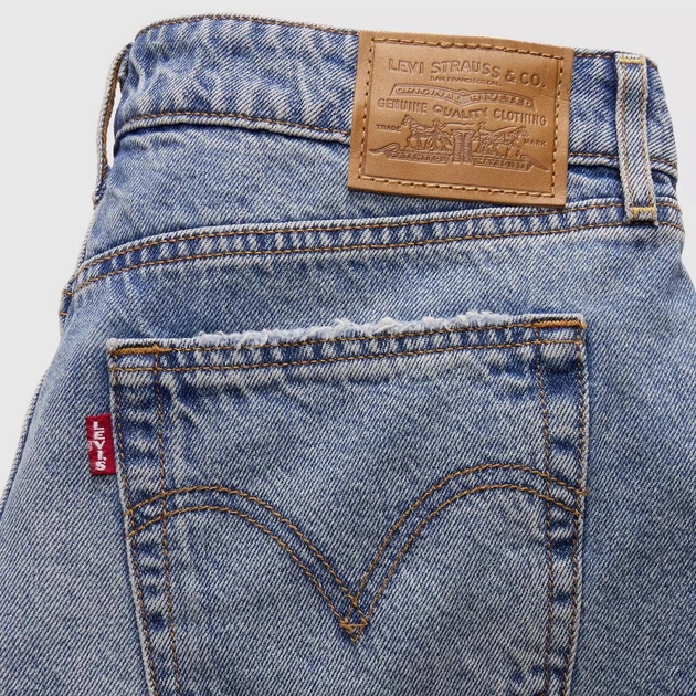 Шорти джинсові короткі жіночі Levi`s Low Loose Short 005DR-0001 30 Блакитні (5401187878041) - зображення 8
