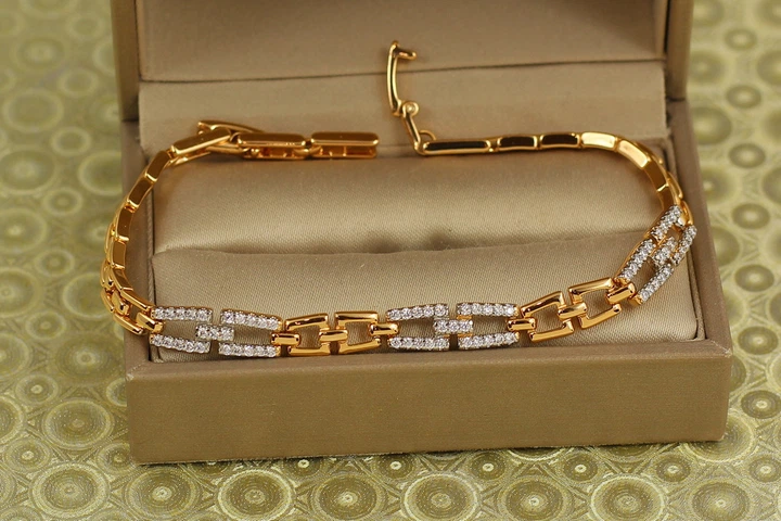 Браслет Xuping Jewelry призма света с родием 19 см золотистый - Фото 1 Браслет Xuping Jewelry призма света с родием 19 см золотистый - изображение 1