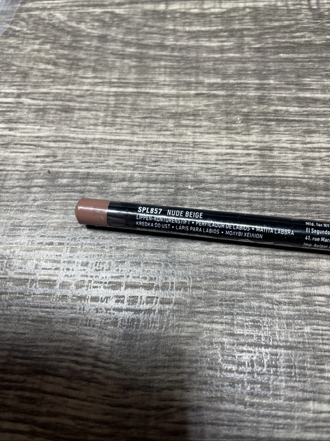 Стойкий карандаш для губ NYX Cosmetics Slim Lip Pencil SPL857 оттенок Nude Beige - изображение 7