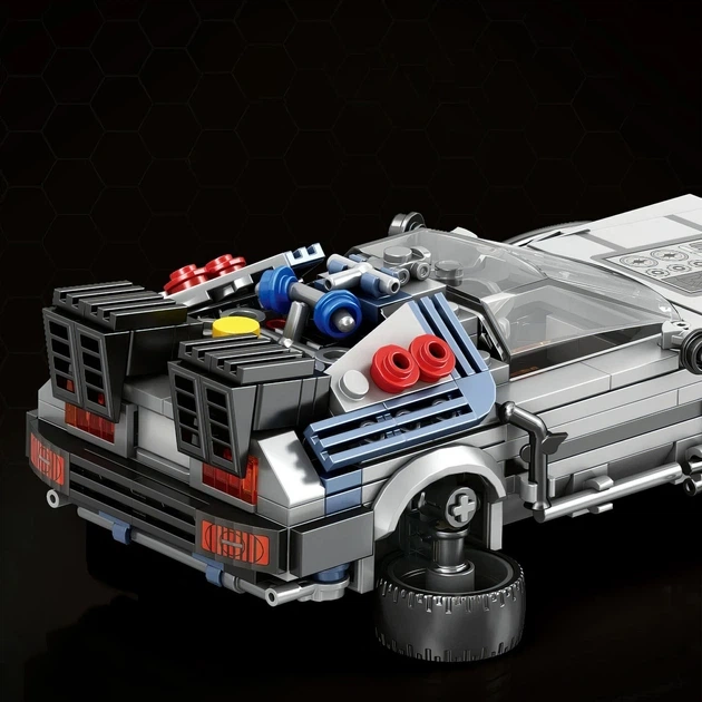 Конструктор Reobrix DeLorean ДеЛориан DMC-12 "Назад в будущее" - 405 деталей, коллекционная модель в подарочной коробке - изображение 7