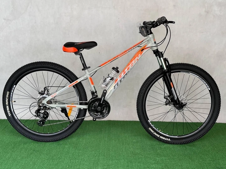 Гірський велосипед Titan Arena 26”, 21 швидкість, алюмінієва рама 13”, дискові гальма сіро-жовтогарячий - зображення 8