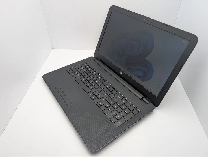 Ноутбук HP 250 G4 / 15.6" (1366x768) TN / Intel Celeron N3050 (2 ядра по 1.6 - 2.16 GHz) / 8 GB DDR3 / 128 GB SSD / Intel HD Graphics / WebCam / DVD-ROM б/у - Фото 7 Ноутбук HP 250 G4 / 15.6" (1366x768) TN / Intel Celeron N3050 (2 ядра по 1.6 - 2.16 GHz) / 8 GB DDR3 / 128 GB SSD / Intel HD Graphics / WebCam / DVD-ROM б/у - изображение 7