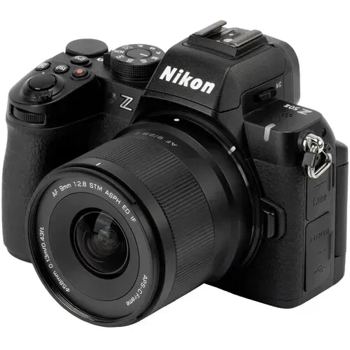 Объектив Viltrox AF 9mm F/2.8 Air Z mount (AF 9/2.8 Z) - широкоугольный, автофокусный для Nikon Z-mount (APS-C) - изображение 9