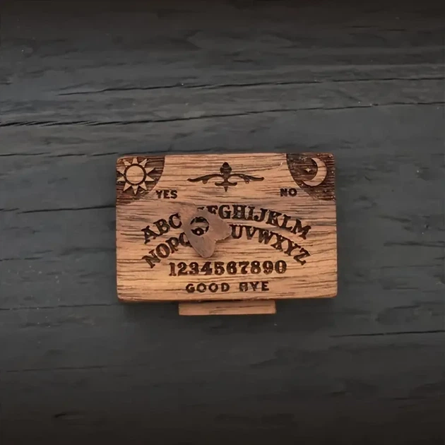 Мини спиритическая доска Отжа на английском языке коричневая MINI доска OUIJA ABC - Фото 4 Мини спиритическая доска Отжа на английском языке коричневая MINI доска OUIJA ABC - изображение 4