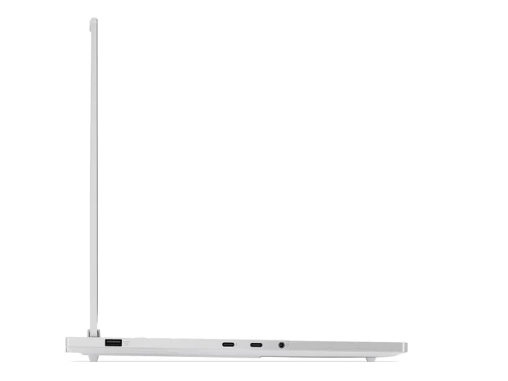 Ноутбук Lenovo Legion 7-16 Ultra 9-275HX/32GB/1TB/Win11 RTX5060 OLED 240Hz (83KY0041PB) - зображення 6